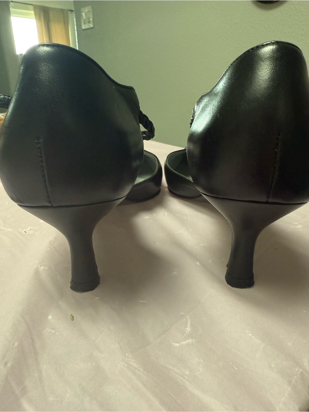 Salvatore Ferragamo Black Braided T-Strap Pointed Leather Heels - Picture 3 of 4